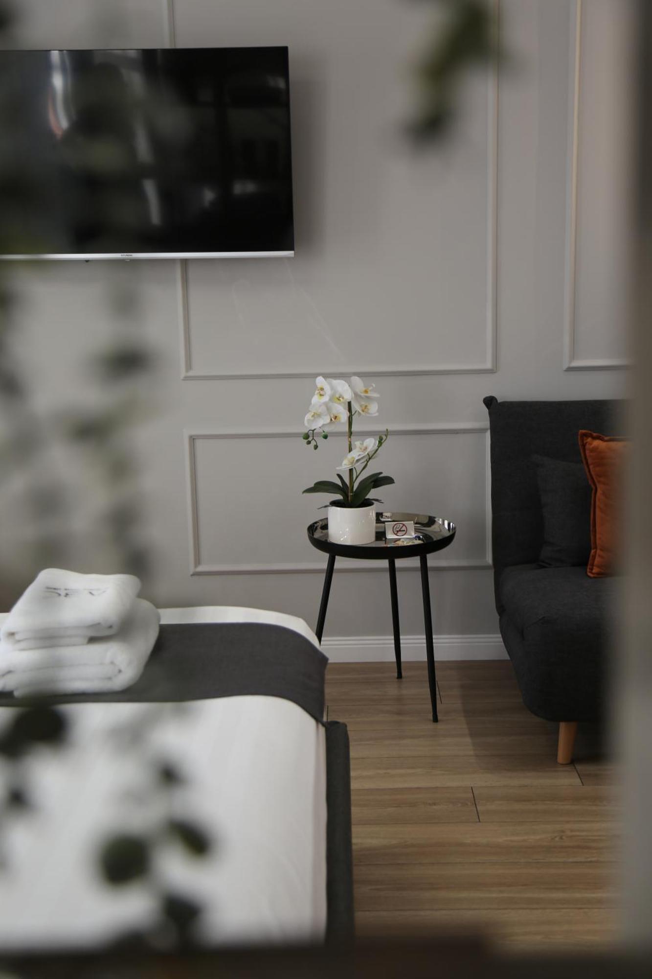 Abc Apartment Blloku Center Tirana Buitenkant foto