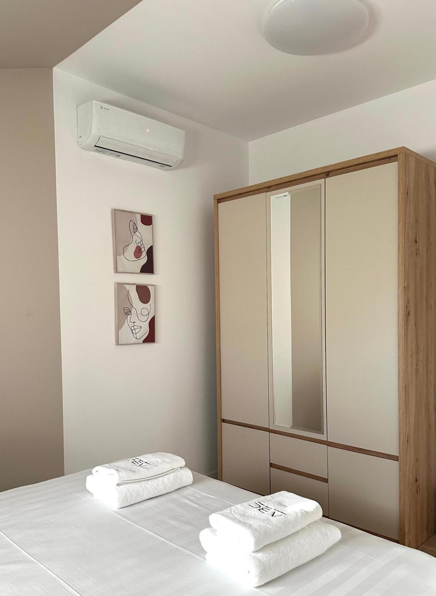 Abc Apartment Blloku Center Tirana Buitenkant foto