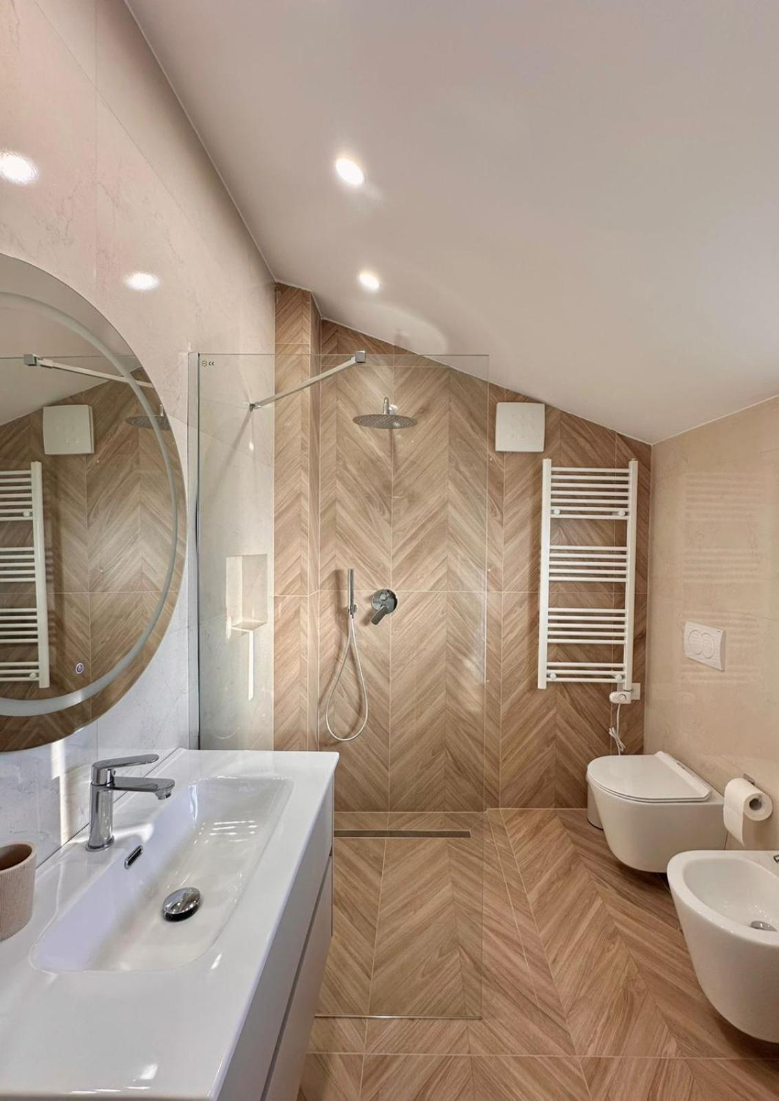 Abc Apartment Blloku Center Tirana Buitenkant foto