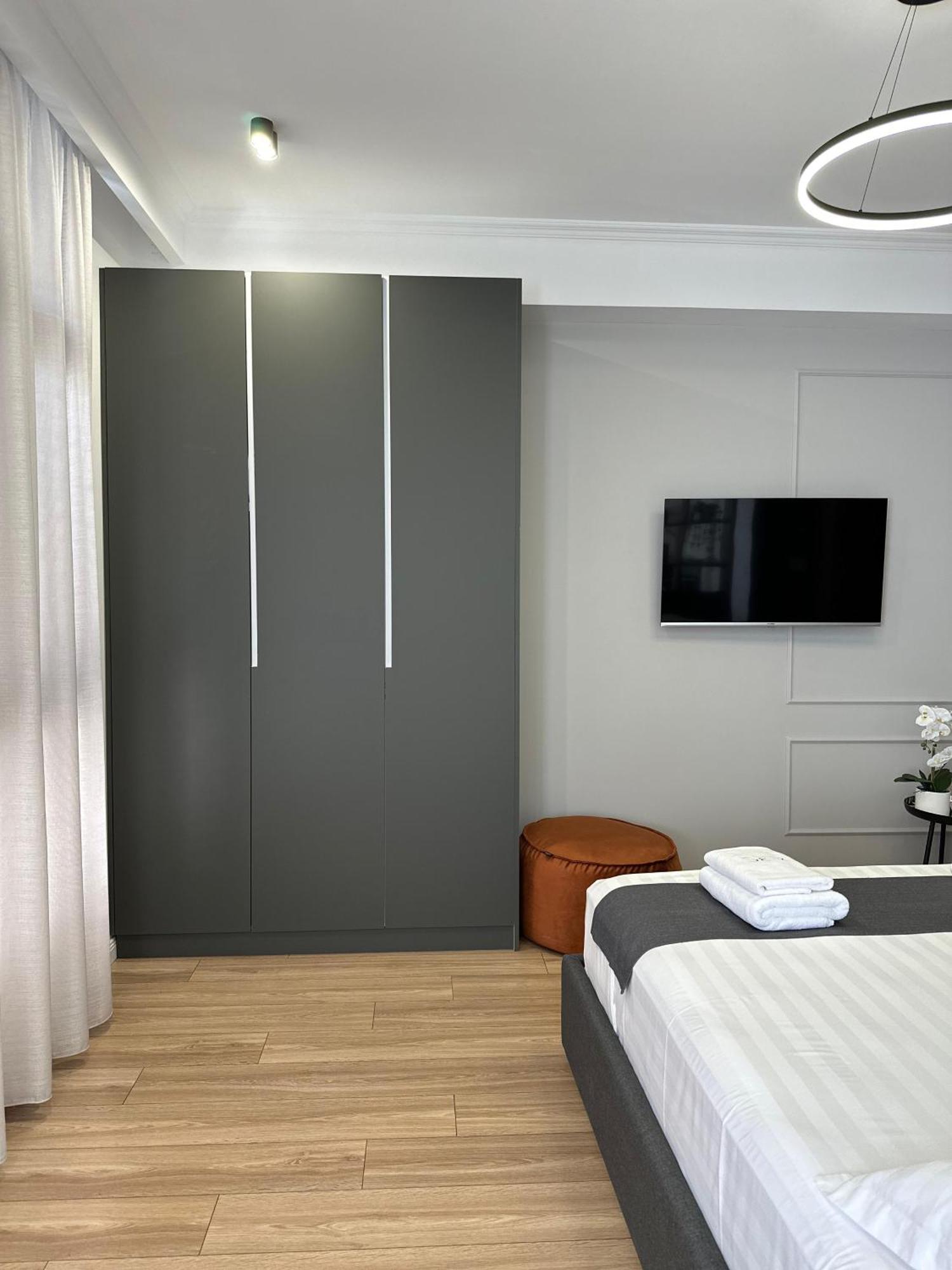Abc Apartment Blloku Center Tirana Buitenkant foto